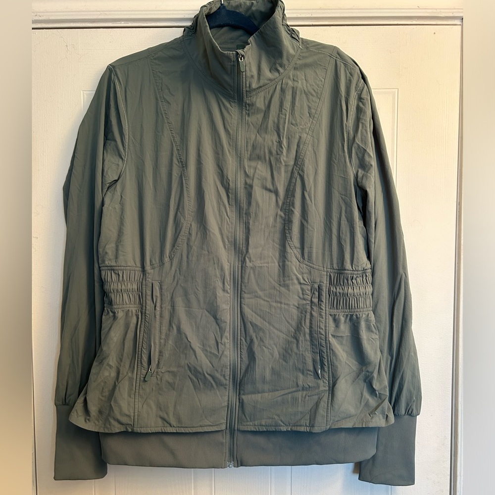 Lululemon zip top size 14